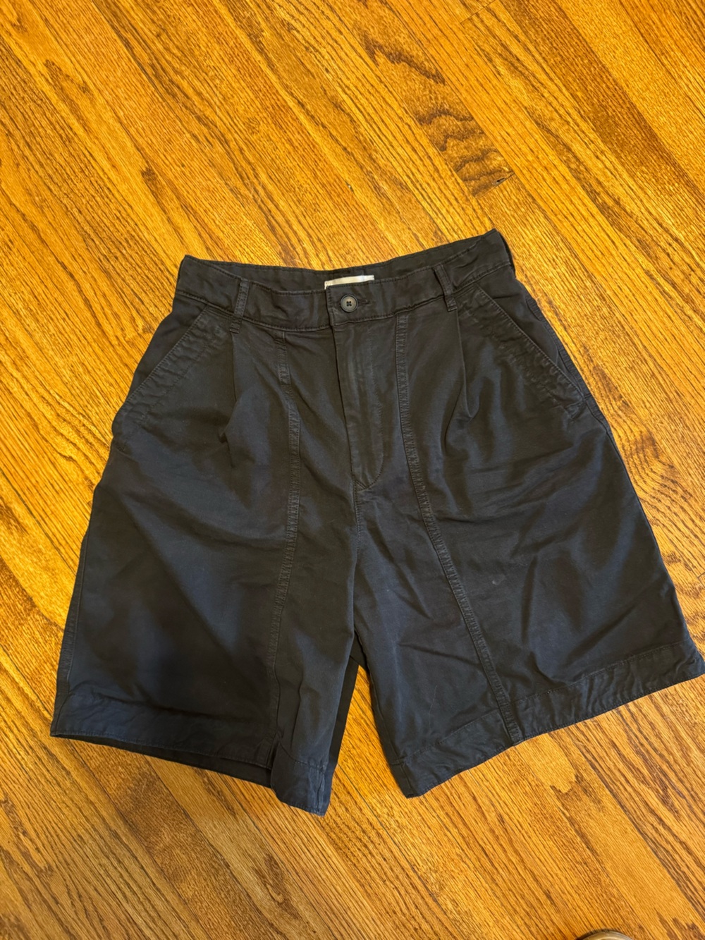 Everlane Women Black Casual Chino Shorts - size 4
